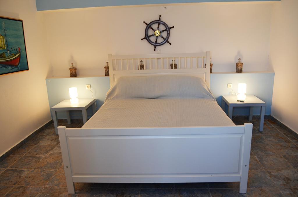 Villa Romanza Beach Villa Chalki Town Quarto foto